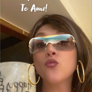 Meet your Posher, Patricia